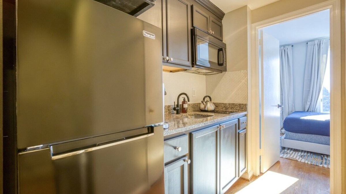Georgetown Apartment | Classic Apartment #251