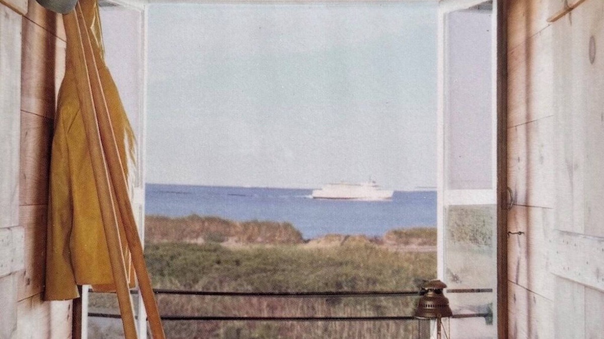 Block Island House | Classic Beach Cottage - View of Beach