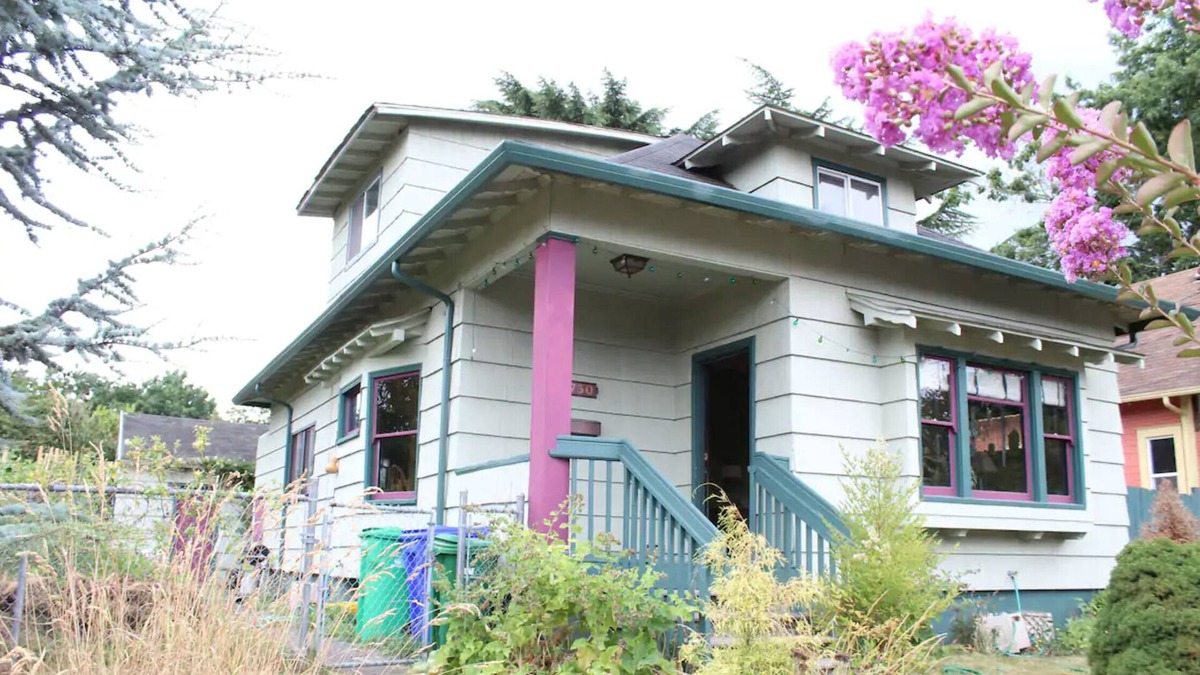 King House | Classic Bungalow in NE Portland for Extended Stay
