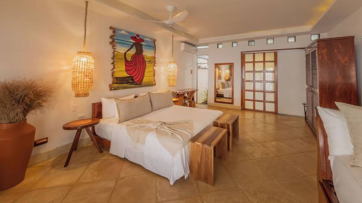 Little Corn Island Hotel | Classic Casita, Yemaya Reefs, Beachfront Haven, Relaxation in Little Corn Island