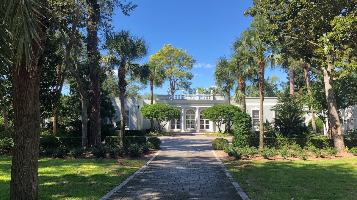 Sea Island House | Classic Marshfront Sea Island Cottage! Huge Game Room! Steps to The Beach! BIKES