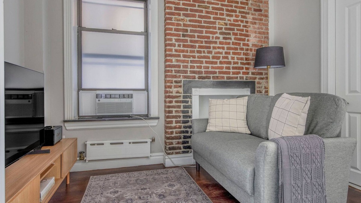Nolita Apartment | Classic Nolita 1BR w/W/D, near Groceries & Shopping, by Blueground