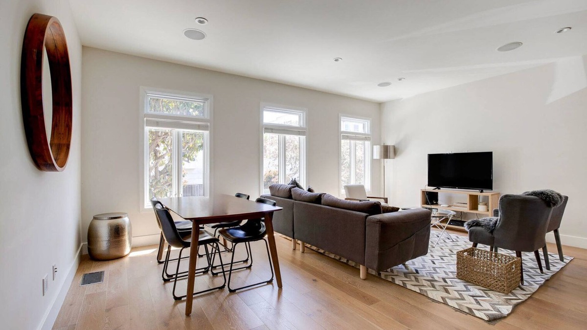Nob Hill Apartment | Classic Russian Hill 3BR, nr Park, Museum, Dining & Shops, by Blueground