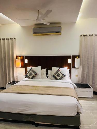 Kanathur Hotel | Classic Vista