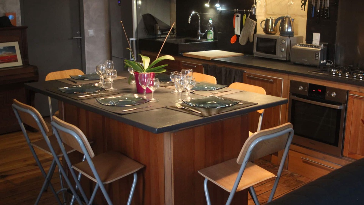 Tours City Centre Apartment | Classified Loft 60 m2 south-facing Facing Les Halles
