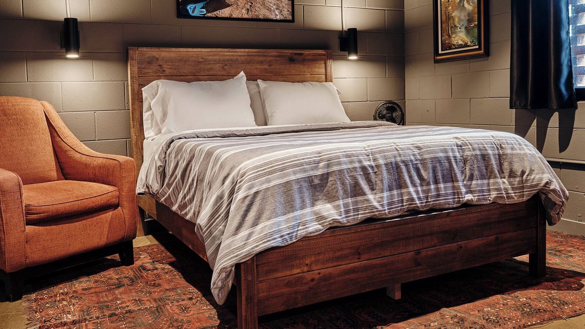 North Chesterfield House | Classified Moto - The Frank Room