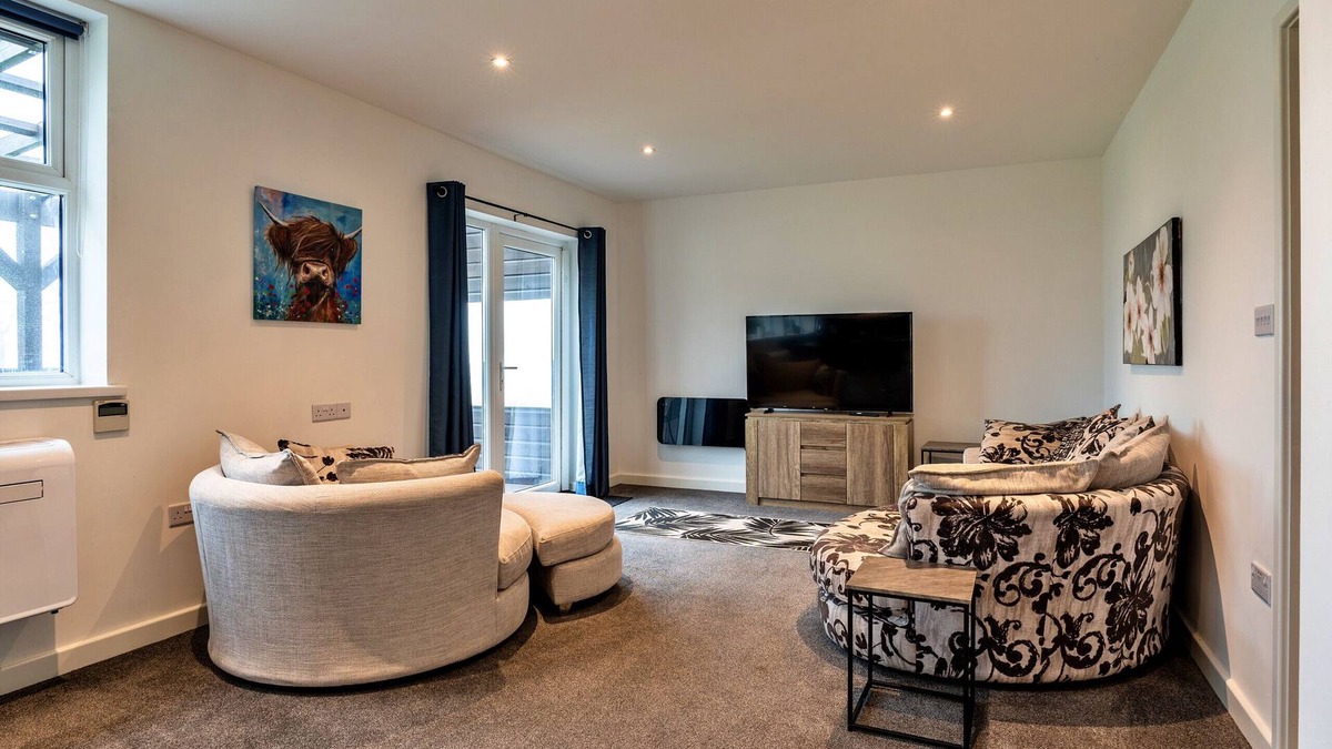 Lifton Ski Chalet | Classroom Lodge - Two