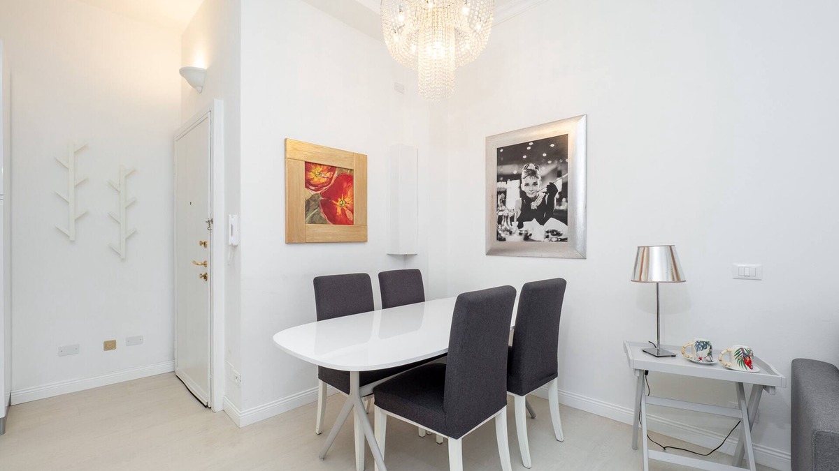 Fiera Apartment | CLASSY APARTMENT CITY LIFE FIERA MILANO3 guests 1 room 2 beds