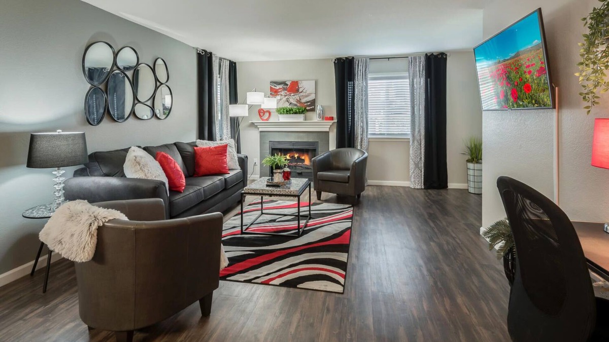 Rocklin Apartment | Classy Apartment Home With Luxurious King Suite