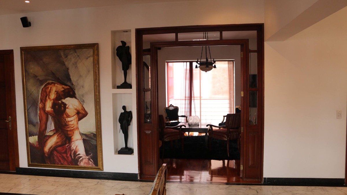 Centro International House | Classy, fine, exquisite house in Bogotá. art+luxe
