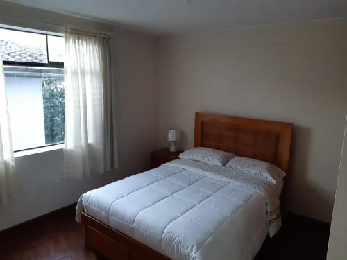 Huaraz Other | Claudia House Hz