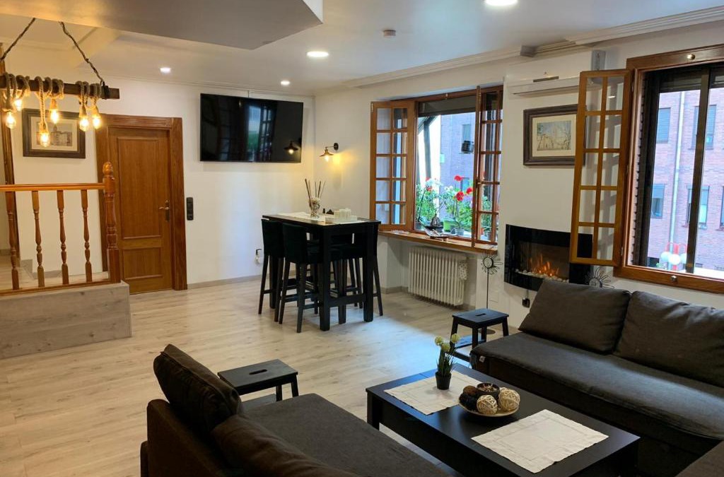 Valladolid City Centre Apartment | Claustro Las Francesas siglo XV