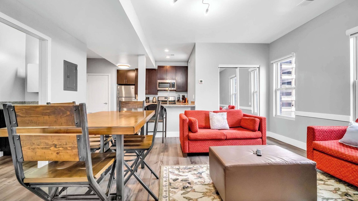 Hough Apartment | Cle Suites 2BR/1BA | 5 min Walk to Cle Clinic #14