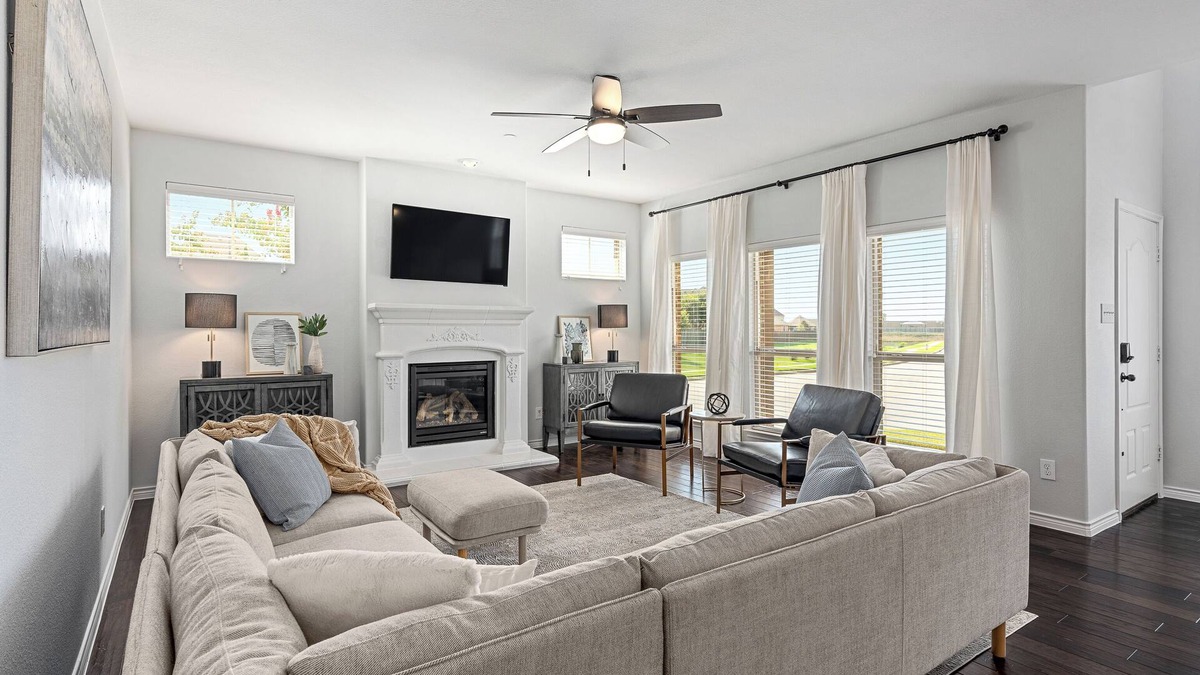 Northwest Carrollton House | Clean and Bright Home in an Excellent Location
