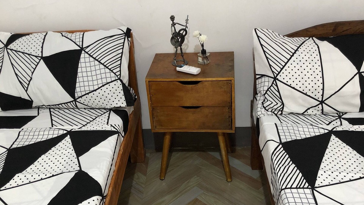 Patar Villa | Clean and budget Guesthouse in Patar w/RESERVED Open cottage on Beachfront
