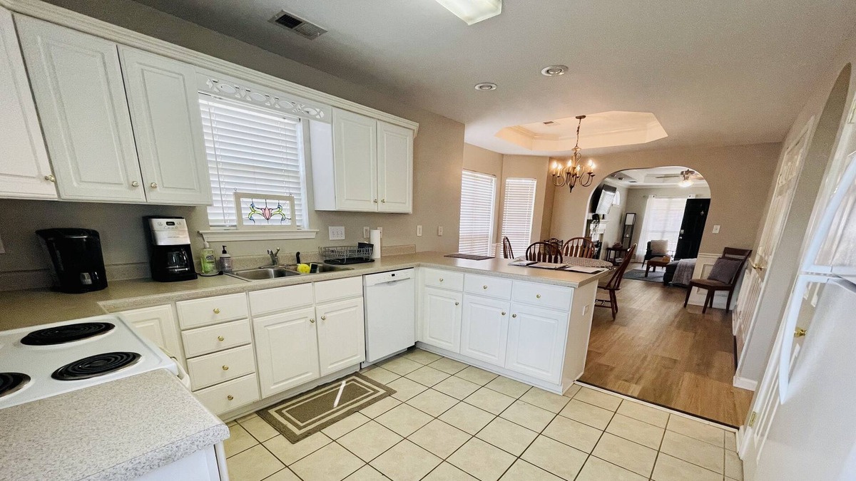 Pelham House | Clean and Comfortable home minutes from Oak Mtn & I65