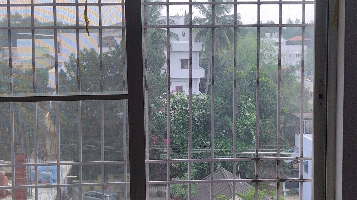 Tiruvannamalai Apartment | Clean and Safe AC Studio Apartment, 100 m from Ramana Ashram.