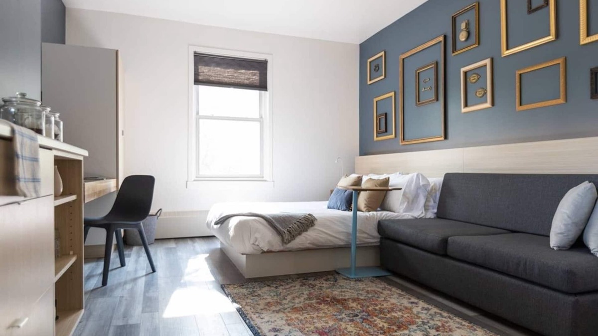 Northeast Edmonton Apartment | Clean, Charming & Cozy Sanctuary in Highlands