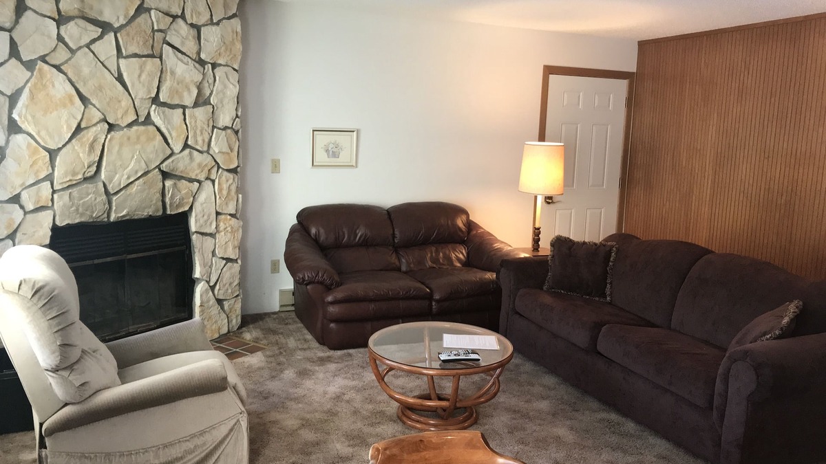 Wakefield Apartment | Clean, Comfortable and Quiet Condo at the base of Jackson Creek Summit