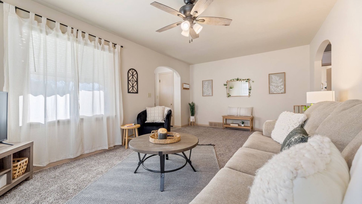 Council Bluffs House | Clean, Cozy, Quiet 2-bedroom