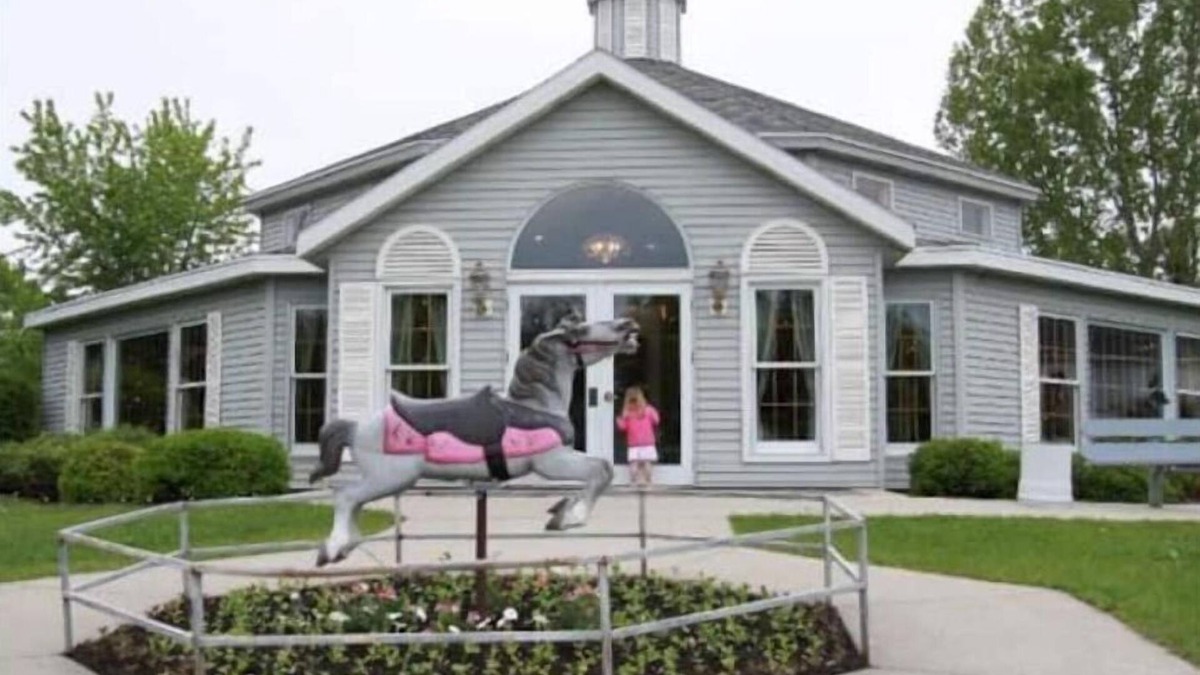 Breckenridge House | Clean & Cozy, Vintage Cottage