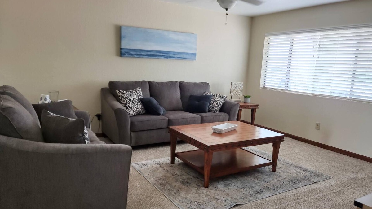 Lake Havasu City House | Clean quaint home in quiet neighboorhood