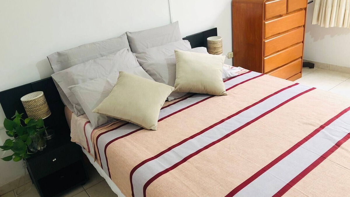 Rimac Apartment | Clean, safe apartment near the historic center of Lima