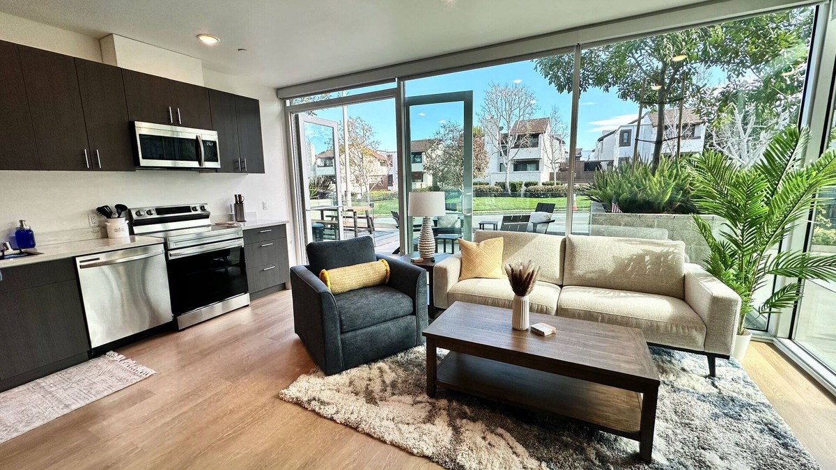 Point Loma Heights Apartment | Clean & stylish with exclusive patio, king bed, secured parking, by the beach