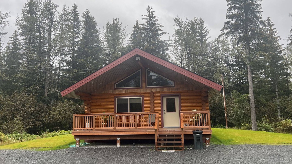 Seward Cabin | Clear creek cabin