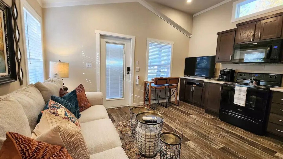 Piney Cottage | Clearwater Cottage Bnn