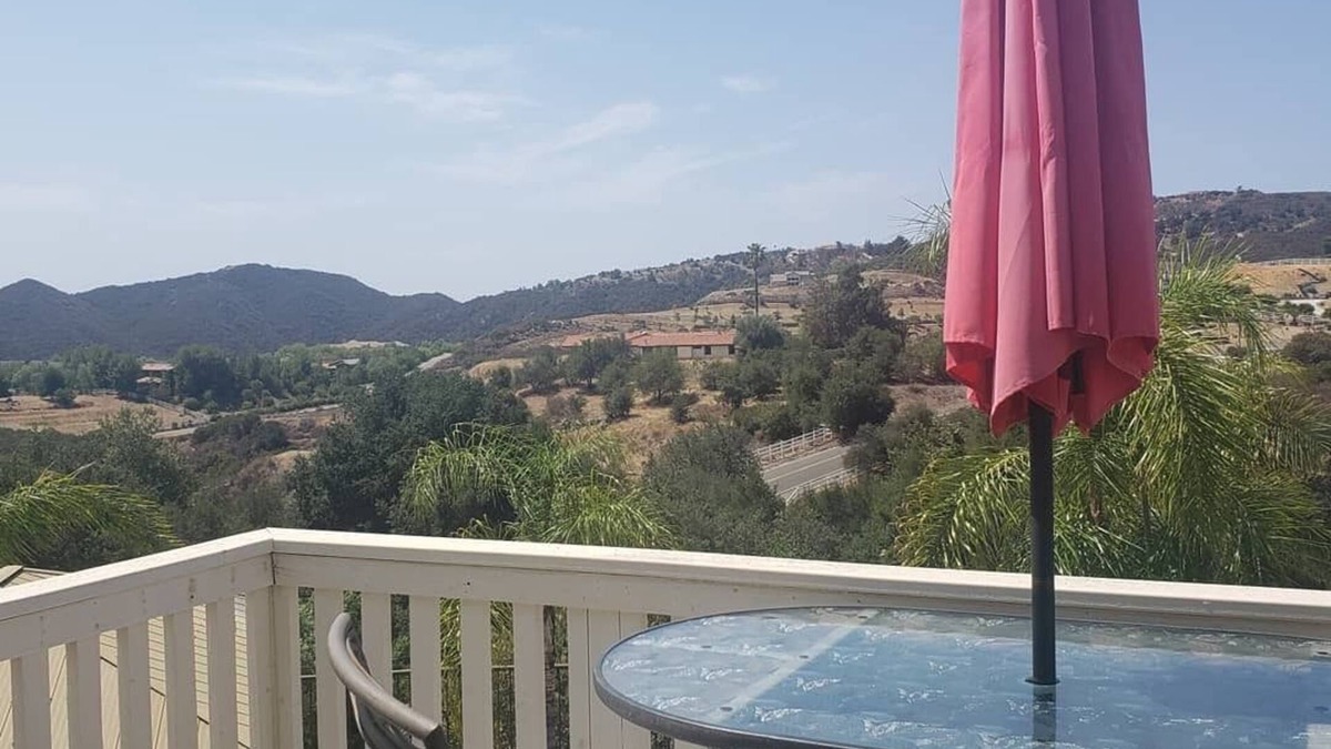 Murrieta Apartment | Clear your mind in the country/minutes 2 the city