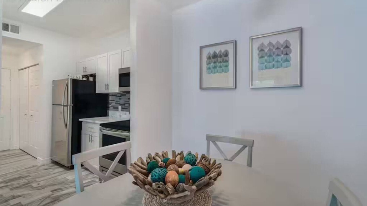 Clearwater Condo | Clearwater Beach, Florida, modern fully renovated 2nd floor condo, heated pool
