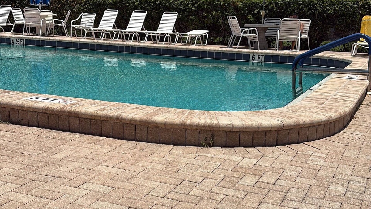 Clearwater Condo | CLEARWATER FLORIDA - SEASONAL RENTAL - 2 BEDROOM 2 FULL BATHROOMS