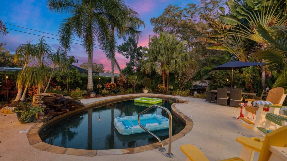 Clearwater House | Clearwater Heated Pool Home Oasis <15 min to Beach