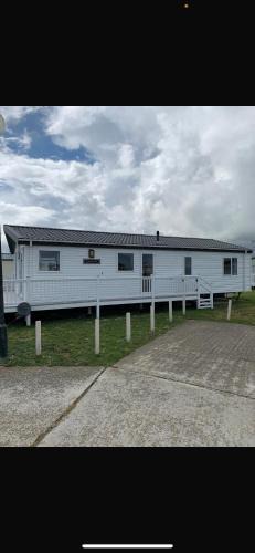 Lydd-on-Sea Resort | Clearwater Lodge - Valencia Heights