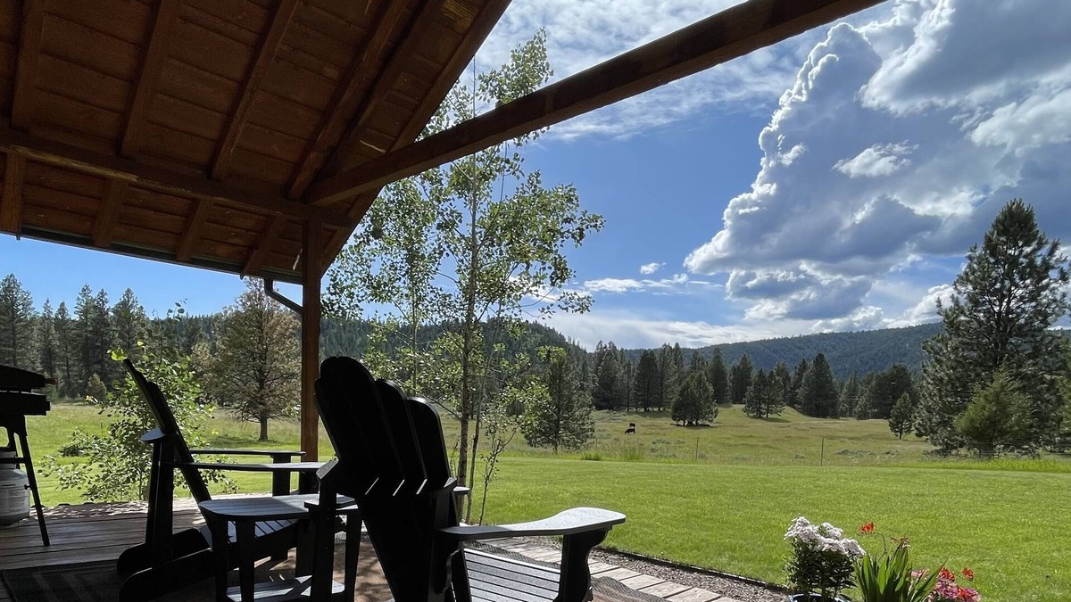 Greenough House | Clearwater Ranch Cabin. Peaceful & Private Mountain Cabin convenient off Hwy 200