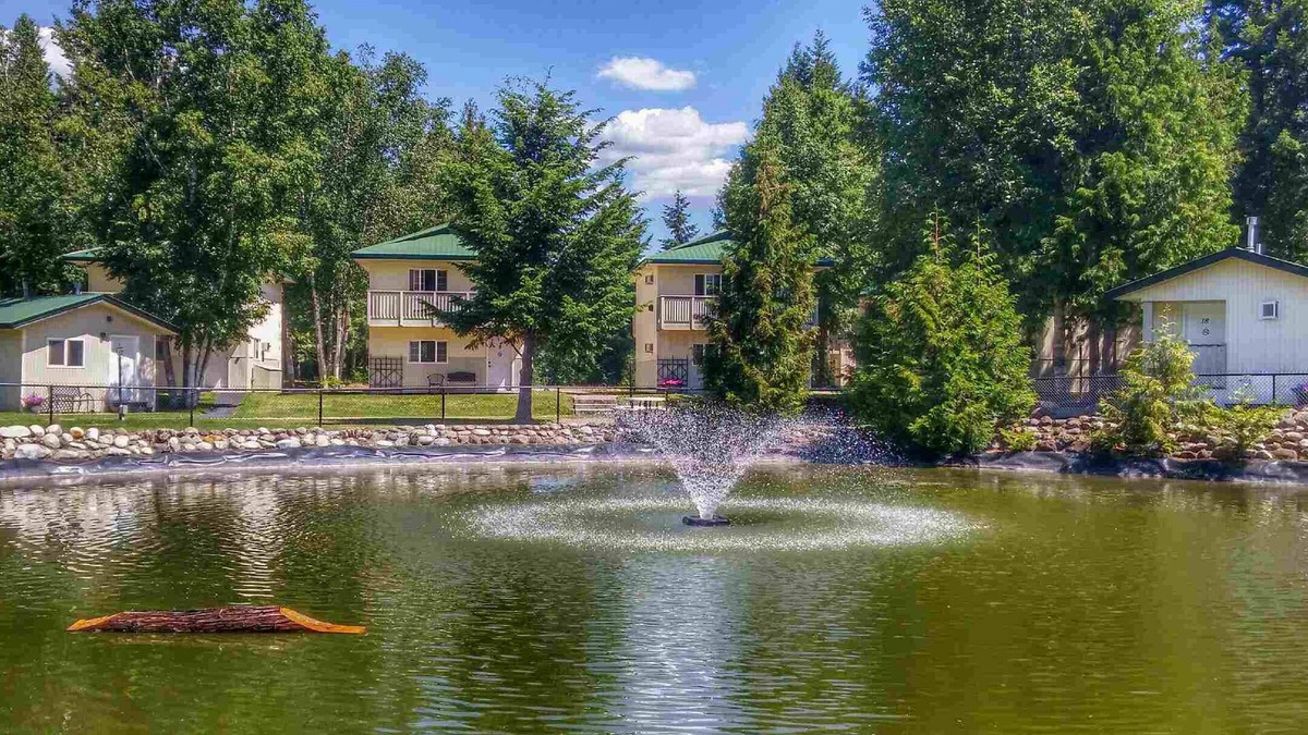 Clearwater Hotel | Clearwater Valley Resort