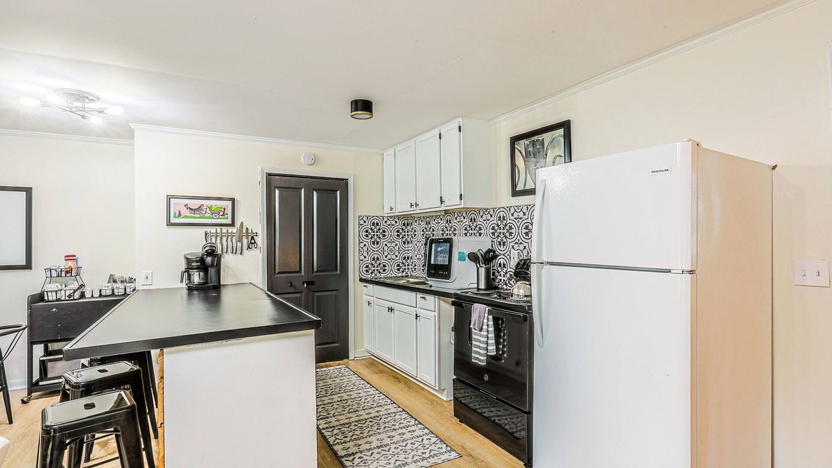 Natchitoches Apartment | "Clementine at The 403" Historic District Apartment Walkable to Downtown