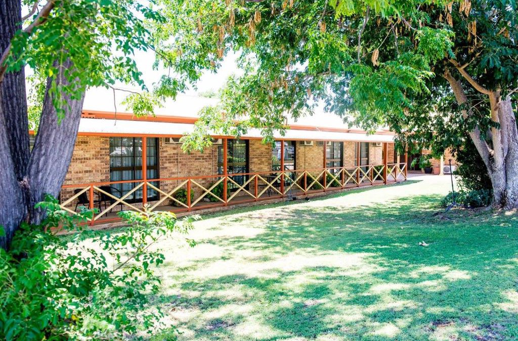 Clermont Hotel | Clermont Country Motor Inn