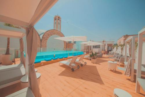Pezze di Greco Bed & Breakfast | Cleros Sky Lounge