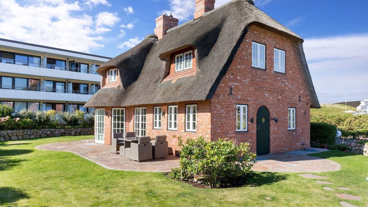 Sylt House | Cliffhouse - Lifestyle Unter Reet. Gleich am Meer & Strand. Design pur