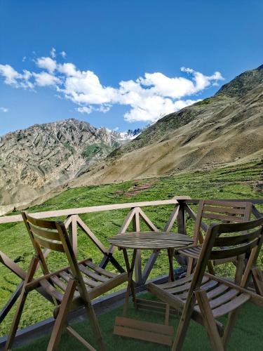 Hunza Apartment | CliffHaven Cottage