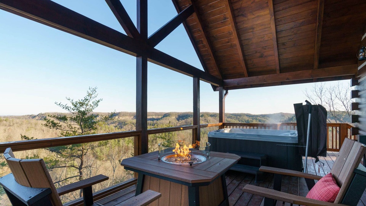 Pine Ridge Cabin | Cliffside Romantic Retreat LOVE