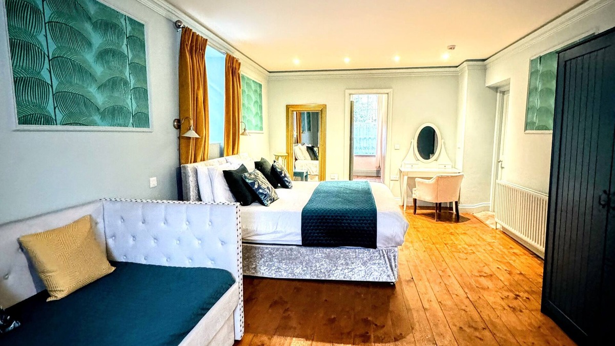 Aughrim Bed & Breakfast | Clone House