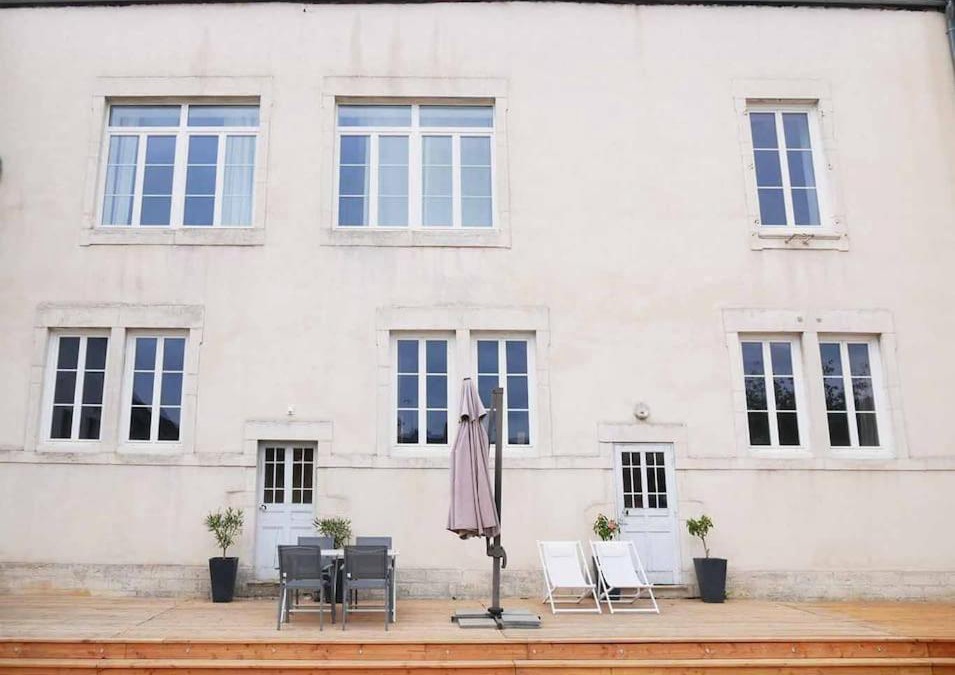 Nolay Apartment | Clos de la Providence, gîte, piscine et Spa 3 chambres