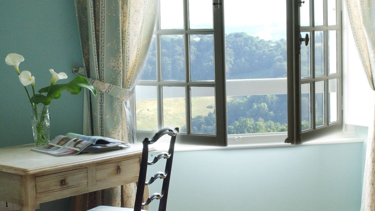 Jurancon House | Clos Mirabel Manor B&B