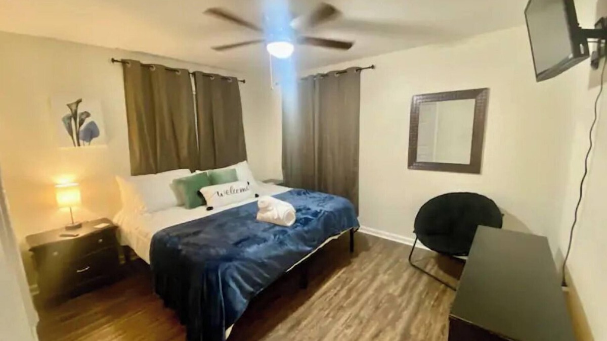 Tallahassee Apartment | Close/Clean Cul-de-sac Apartment