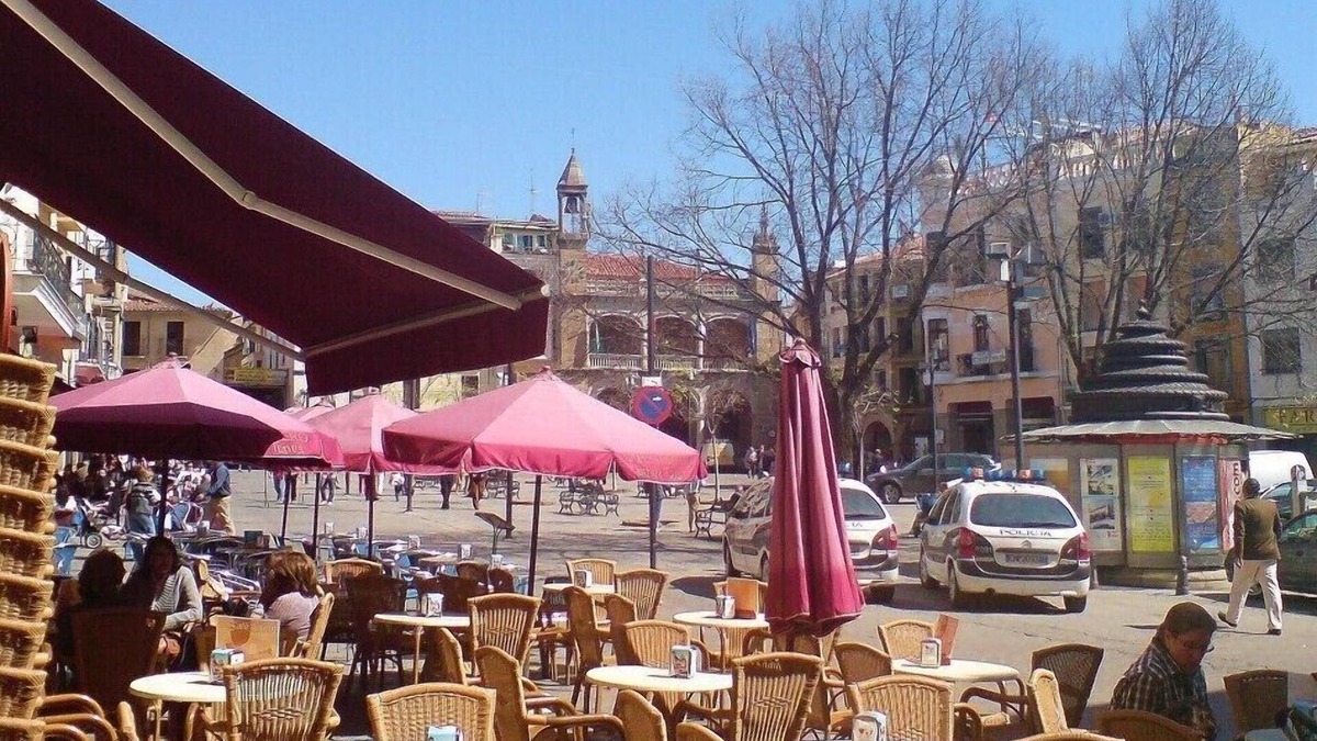 Plasencia Apartment | Close the historic centre, overlooking Jerte Valley