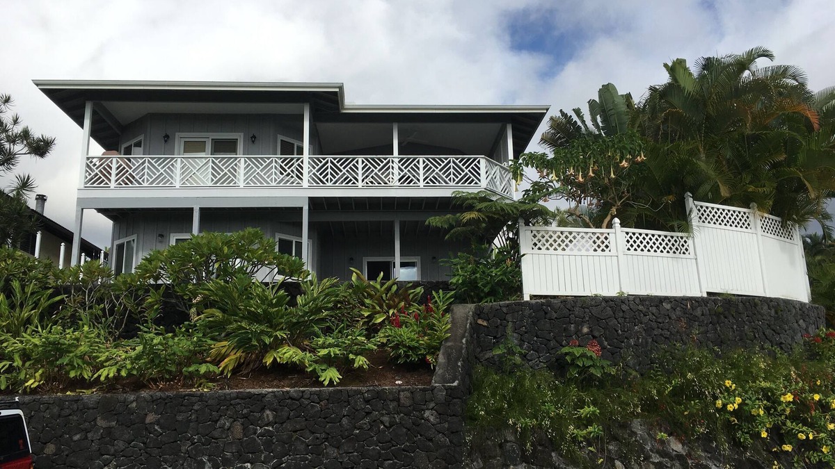 Kona Palisades House | Close to airport and 15 minutes drive to downtown, really nice garden.