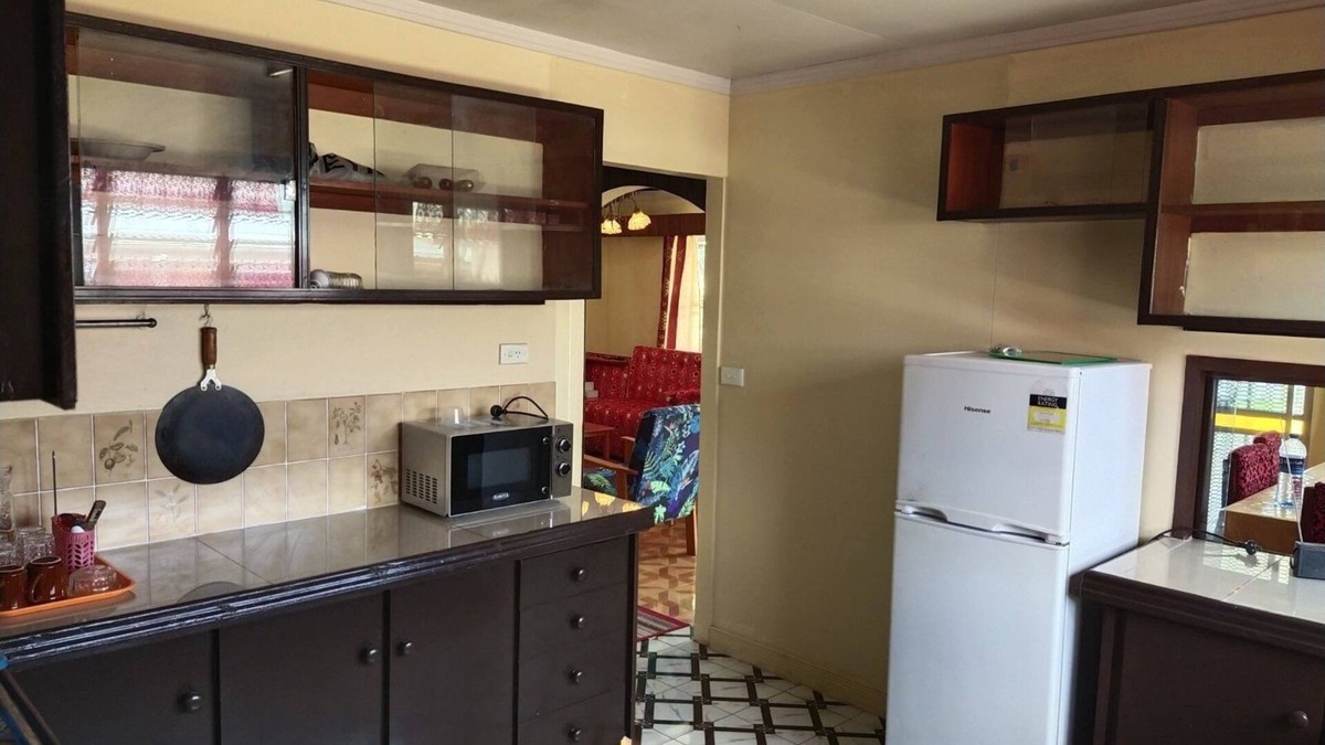 Nasinu House | Close to all amenities and shop